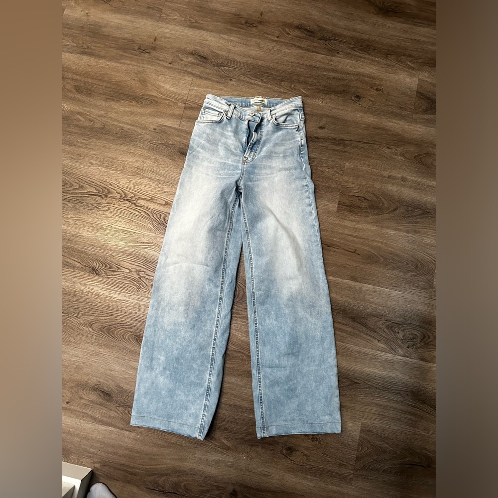 Current Elliot jeans wide/straight leg jeans size 25 worn once